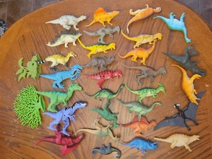Vintage/Newer Dinosaur Toys Lot of 30 Mixed Brands/Species - Picture 1 of 4