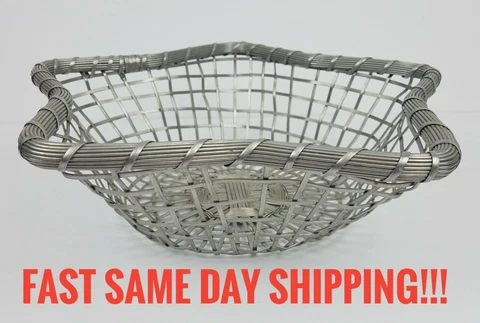🔥🔥🔥Vintage Aluminum Woven Metal~Star Design Basket~Christmas~India🔥🔥🔥 Cover