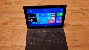 Microsoft Surface 1516 32gb 10.6" WiFi Windows RT 8.1 Tablet PC Computer - Picture 1 of 12