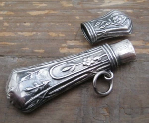 Schöne Arts & Crafts Stil gepunzt Sterlingsilber Nadel Etui Halter Box - Bild 1 von 6