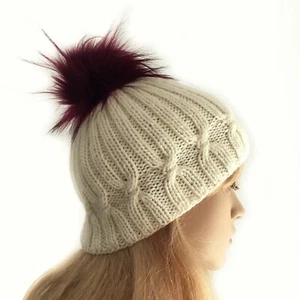 Hand Knitted Cream Womens Wool Beanie Hat with Faux Fur Pom Pom - Picture 1 of 3