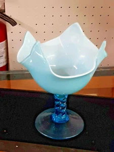 Stunning Mid Century Blue handkerchief Folded Vase Bowl with Stem Rare Fenton? - Picture 1 of 6