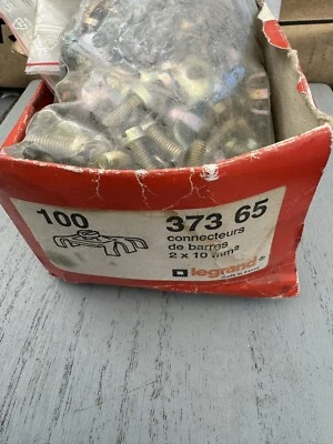 Legrand 37365 Connectors Clamp Bus Bar  10mm For 12x4mm Bar With Screws 10 off - Image 1 of 3