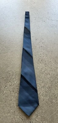 Винтажный галстук Greene's California 100% дакрон полиэстер синий и черный в полоску - Изображение 1 из 4