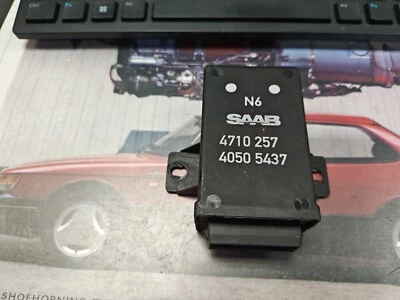 Relé de control de bloqueo central Saab NG 900 4710257 o 90457682 usado 1994 a 1998 Foto 1 de 2
