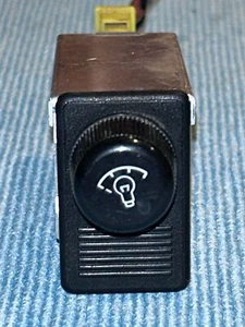 89 90 91 92 93 94 95 Suzuki Sidekick Geo Tracker Dash Light Dimmer Switch - Picture 1 of 4