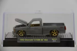 M2 Machines 1/64 1992 Chevrolet C1500 SS 454 sciolto - Foto 1 di 6