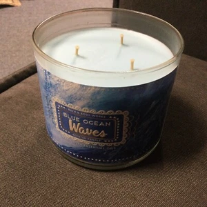 Blue Ocean Waves 3 Wick Candles Large Scented 14.5 Oz. - Picture 1 of 14