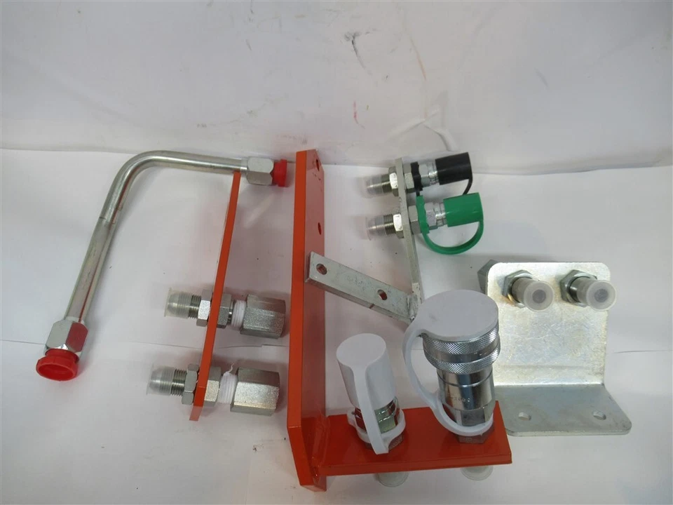 Kubota 7J292-94000 / 7J419-94200, 3-я функция клапана оборудование и кронштейны  - Изображение 1 из 4