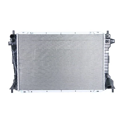 2157 Radiator For 1998-2002 Ford Crown Victoria /1998-2005 Mercury Grand Marquis Foto 1 de 4