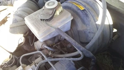 Brake Master Cylinder Discovery Sd Fits 94-99 LAND ROVER 29712795 - Image 1 of 4