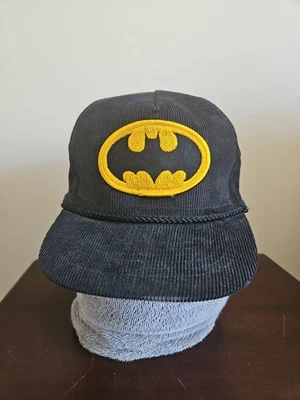 De Colección Años 80 Nuevo Con Etiquetas Batman Sombrero Gorra Correa Pana Negra con Cuerda Bordada  Foto 1 de 4