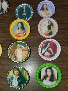 SELENA bottle Caps With Magnet - Bild 1 von 4