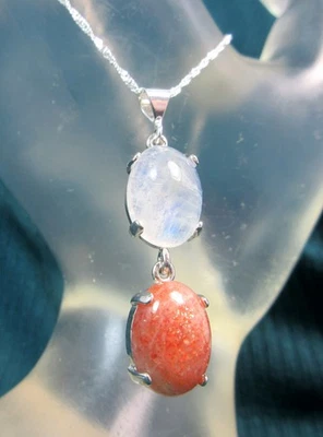 PIEDRA LUNAR Y PIEDRA SOLAR - Collar cabujón celestial de 2 piedras de plata de ley 925 Foto 1 de 4