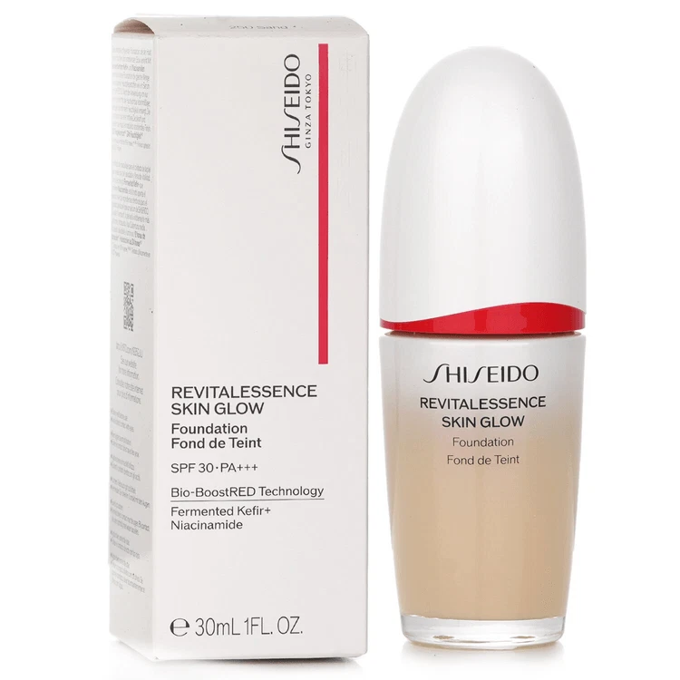 Base Shiseido - RevitalEssence Skin Glow SPF30 #250 arena 1 oz NUEVA EN CAJA Foto 1 de 1