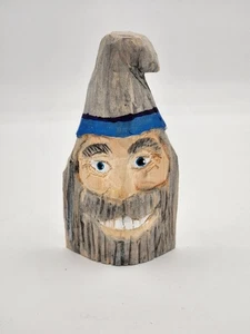 Calamita arte popolare uomo montagna intagliata a mano barba viso sorridente calza berretto firmato - Foto 1 di 8