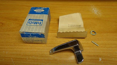 NOS FoMoCo 1966-1967 Ford Fairlane Chrome Vent Window Handle - Image 1 of 4