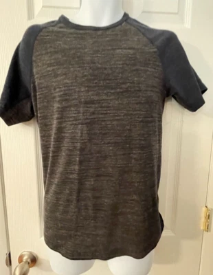 American Eagle Outfitters Mens Active Flex Top Size S - Image 1 of 4