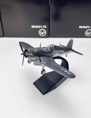 Avión modelo pirata Easy Model 1/72 Usaf F4U-1 Foto 1 de 4