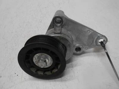 Chevrolet Silverado 1500 2004 tensor de cinturón Foto 1 de 4