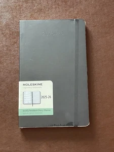 Black Moleskine 2025-26 Weekly Softcover A5 RRP on Moleskine Website £26.99 - Picture 1 of 4