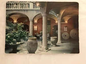 La Cote D'Azur Postcard Antibes - Interior du musee Grimaldi - Picture 1 of 2