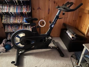 exercise bike - Picture 1 of 4