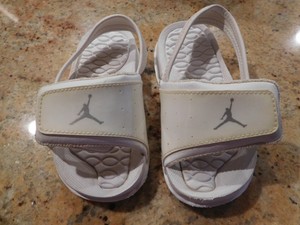 jordan flip flops kids