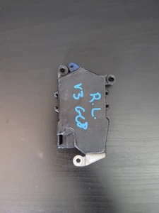 Actuador de cerradura de puerta trasera izquierda JDM 97 Subaru GC8 V3 - Imagen 1 de 3