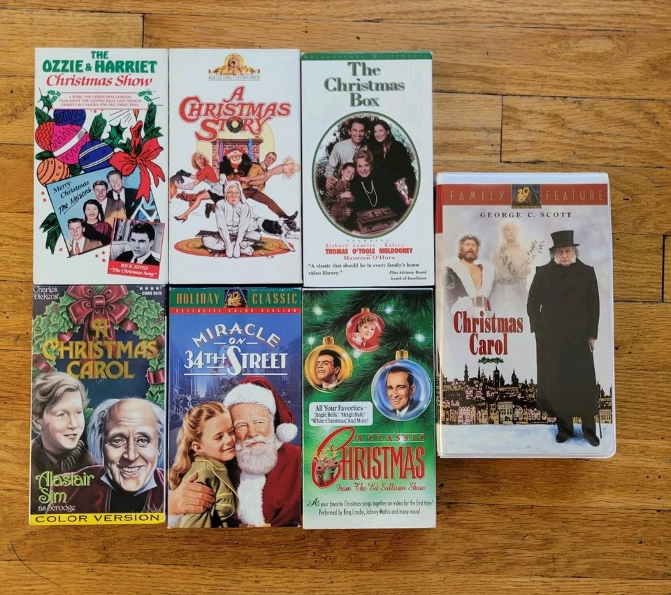 Christmas VHS lot, Miracle on 34th, Christmas Carol, Christmas Story, Box etc... - Image 1 of 4