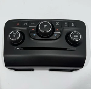 Unidad de calefacción de aire acondicionado de control de temperatura y clima Dodge Charger 11-14 OEM 1QH12DX9AE - Imagen 1 de 8