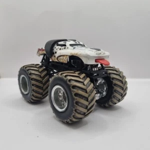 Hotwheels Monster Truck Monster Mutt Dalmation 1:64 - Bild 1 von 8