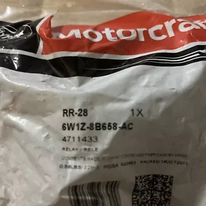 Genuine OEM Ford Motorcraft RR-28 Fan Control Relay 6W1Z-8B658-AC NOS - Picture 1 of 2