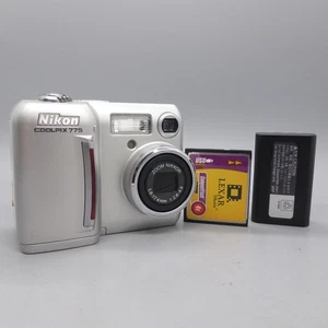 Nikon Digital Camera Coolpix 775 2.1MP Silver Tested - Picture 1 of 7