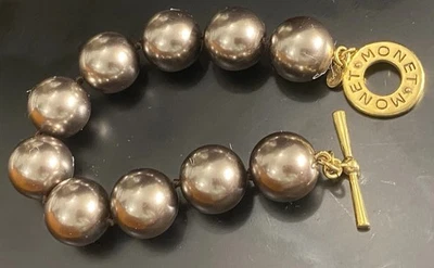 "Brazalete Monet Vintage Tono Dorado Estaño Vidrio Perla Palanca Firmado Grueso 8""" Foto 1 de 4