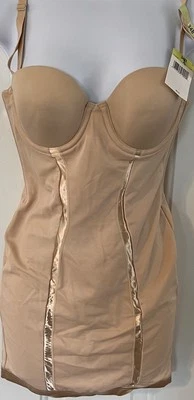 Prendas moldeadoras corporales nuevas con etiquetas de Maidenform talla 34B (AB3) Foto 1 de 4