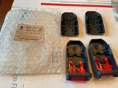 Kit de 2 cubiertas de cinturón de seguridad originales GM 91173103 pedido especial Suzuki 84908-60B00 Foto 1 de 4