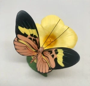 Franklin Mint Butterflies of the World Porcelain Figurine 1985 - Picture 1 of 5