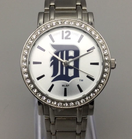 Detroit Tigers MLB Watch Women Silver Tone Round Pave New Battery 6.5" Cover