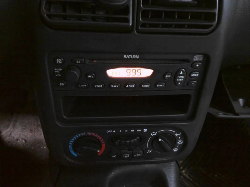 Equipo de audio Radio Am-fm-cd Reproductor Opt U1C Se adapta a 00-03 SATURN SERIE L 274557 Foto 1 de 4