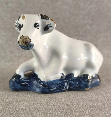 BELLE FIGURINE STATUETTE VACHE EN CERAMIQUE FAIENCE DE DELFT 18 EME - Photo 1/4