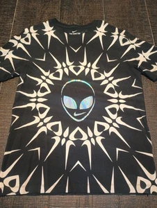 Nike Men's Sportswear All Over Print Space Alien T-Shirt Black/Beige Sz M  - Picture 1 of 6