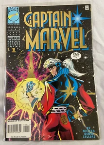 Marvel Comics Capitana Marvel #1 - Edición directa casi nueva - Imagen 1 de 2