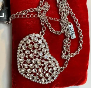 NECKLACE HEART SHAPE SILVER & STRASS. - NEW Handmade Gift Bag incl. - Picture 1 of 4