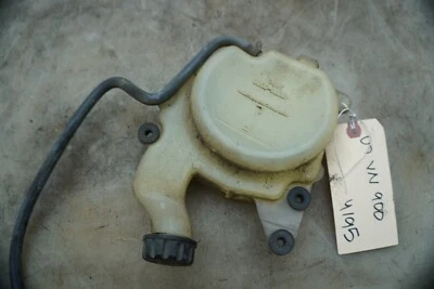 2007 KAWASAKI VULCAN 900 VN900 RADIATOR COOLANT OVERFLOW PUKE JUG  E-4195 - Image 1 of 4