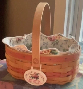 Longaberger Basket. Cloth & Plastic Insert. 1999. 4" Tall x 7" Long. - Picture 1 of 6