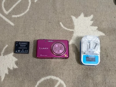 Panasonic LUMIX DMC-FS22 16.0 MP Digital Camera - Pink Fully Working Good Shape - Image 1 of 4