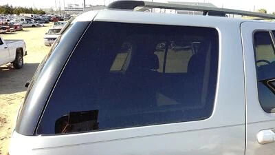 Оригинальное заднее стекло на четверть стекла для правостороннего пассажира Ford Explorer 2002-2010 годов выпуска - Изображение 1 из 4