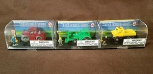 3 Smart Toys HO 1:87 Collections Tractor, Dump Bed Truck, Steam Roller,Men,Signs - Bild 1 von 11