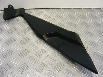 Panel asiento relleno derecha Triumph Tiger 1200 XRT Explorer 2016 2017 A812 Foto 1 de 4